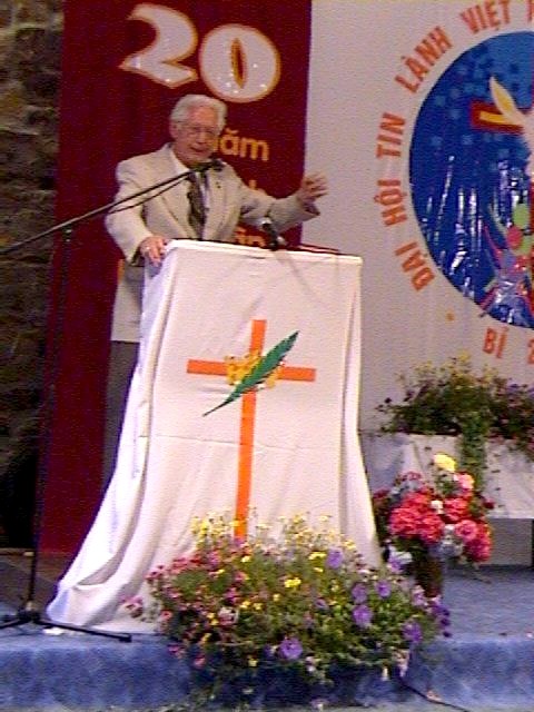 2002belgiumconf001.jpg