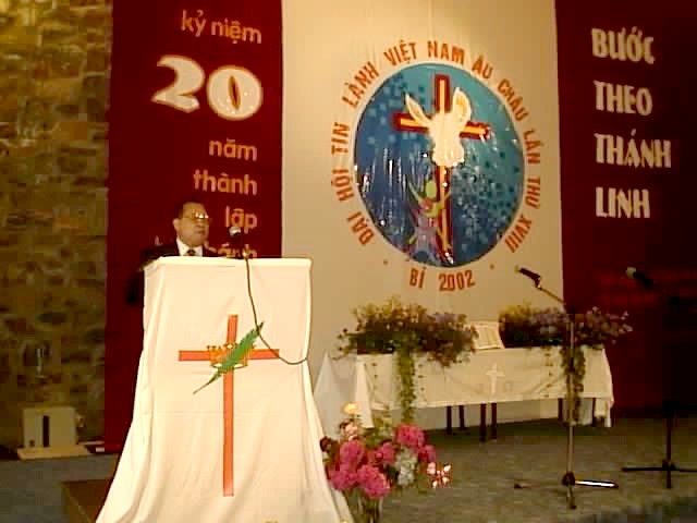 2002belgiumconf015h.JPG